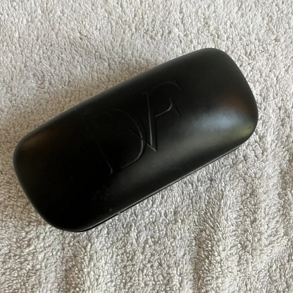 DIANE VON FURSTENBERG Black Sunglasses  Glasses Hard Clamshell Case 6.5 